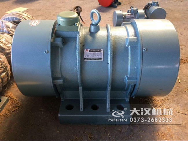 旋振篩振動電機(jī) 旋振篩振動電機(jī)